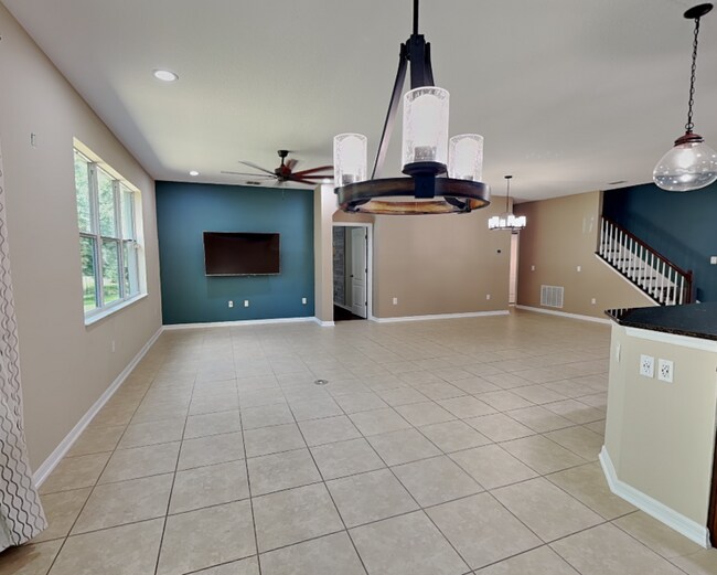 Building Photo - 124 Magneta Loop