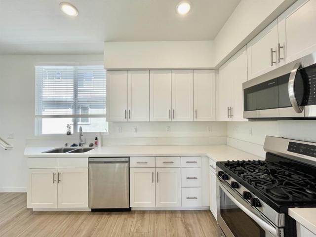 Building Photo - 9309 E Heaney Cir
