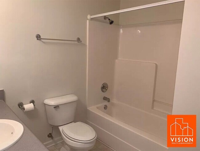 Building Photo - 1390 Eagles Nest Circle