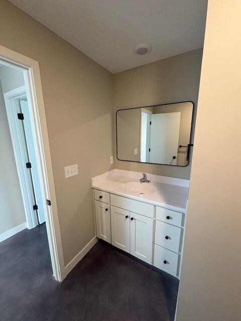 Building Photo - 300 N Independence St