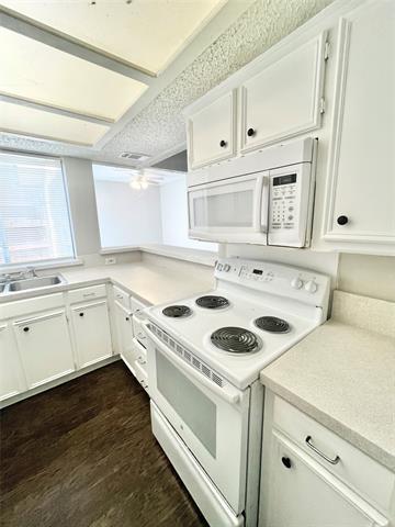 Building Photo - 2641 Isbella Dr