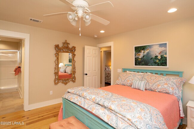 Building Photo - 80 Sea Pines Dr