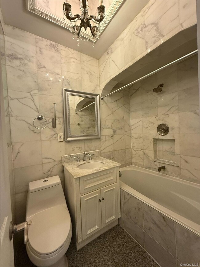 Building Photo - 54-40 80th St