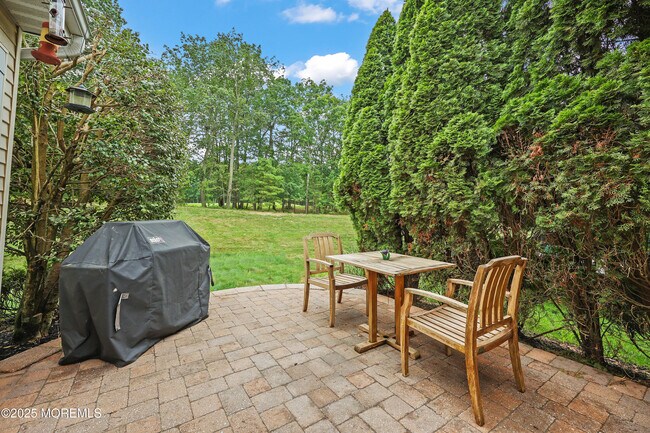 Building Photo - 49 Baltusrol Dr