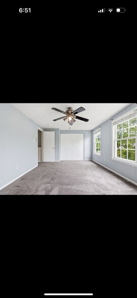 Building Photo - 57 Shrewsbury Ct