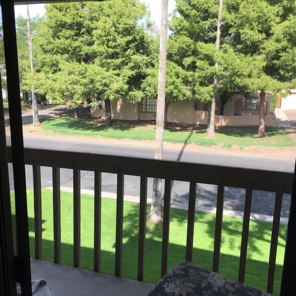 Building Photo - 31 W Pasadena Ave