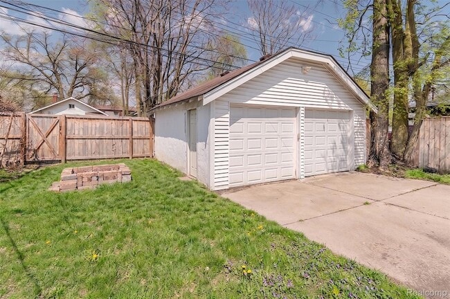 Building Photo - 187 Vester Ave