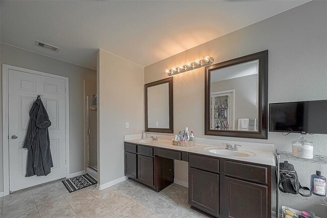 Building Photo - 7619 Sarsaparilla Ln