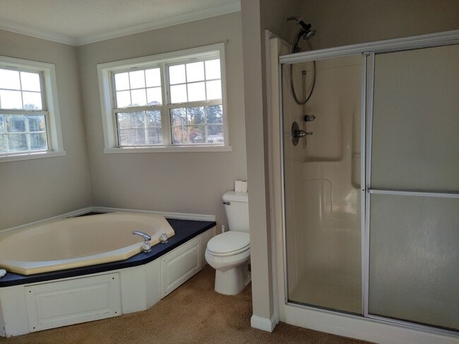 Building Photo - 1059 Hugo Dr