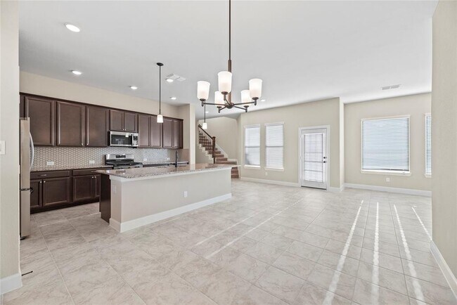 Building Photo - 15207 Spanish Ranchos Wy