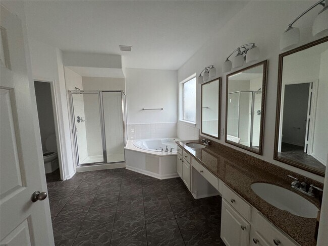 Building Photo - 6311 Auburn Terrace Ct