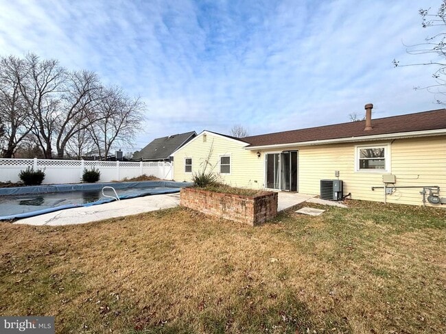 Building Photo - 12327 Flamingo Ln