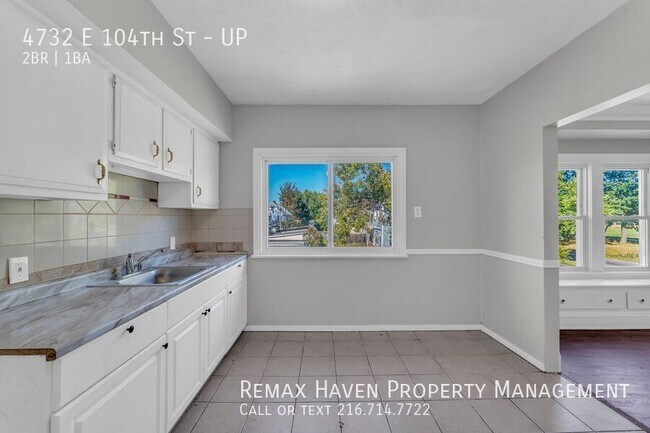 Building Photo - 4732 E 104th St