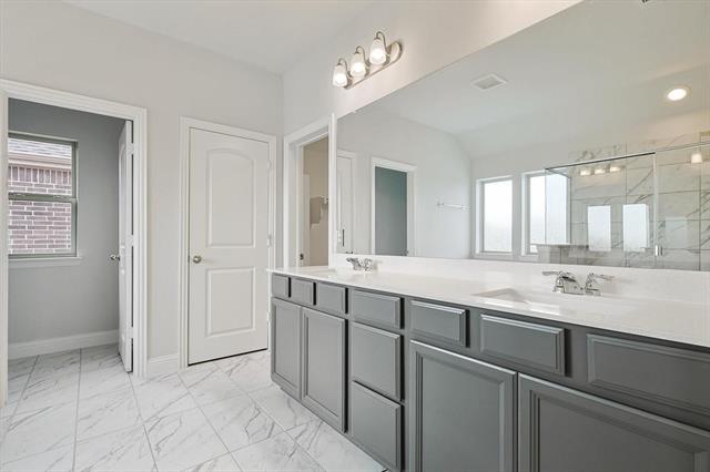 Building Photo - 1752 Blakely Pl