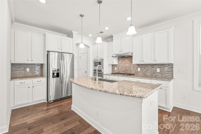 Building Photo - 15310 Scholastic Dr