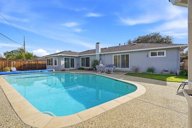 Building Photo - One-of-a-Kind Home with Pool, Gazebo, and Sunken Conversation Pit!