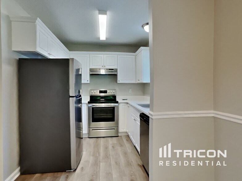 Building Photo - 3704 Mechanicsville Run Ln