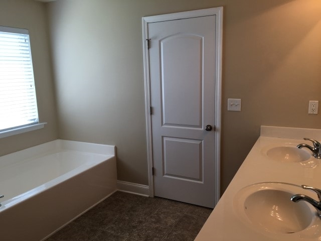 Building Photo - 1001 Haven Ln