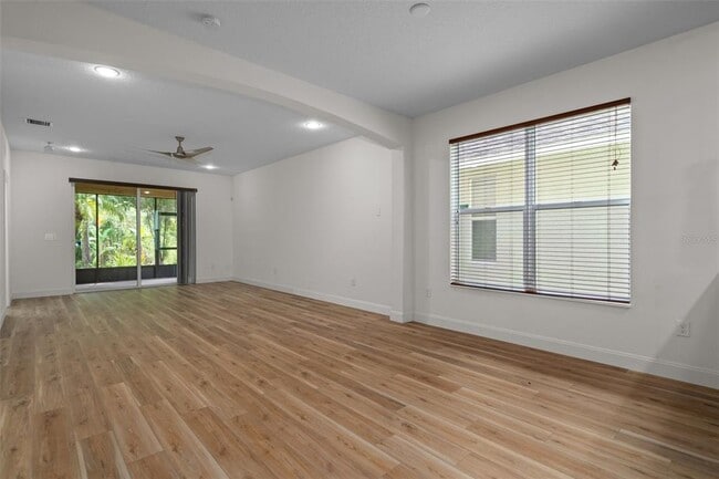 Building Photo - 16030 Bella Woods Dr