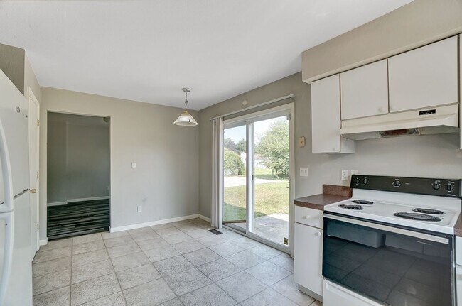 Building Photo - 3612 Willow Run Dr