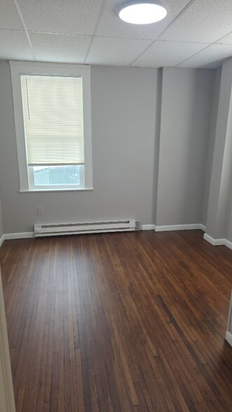 Building Photo - 6 Westville Ave