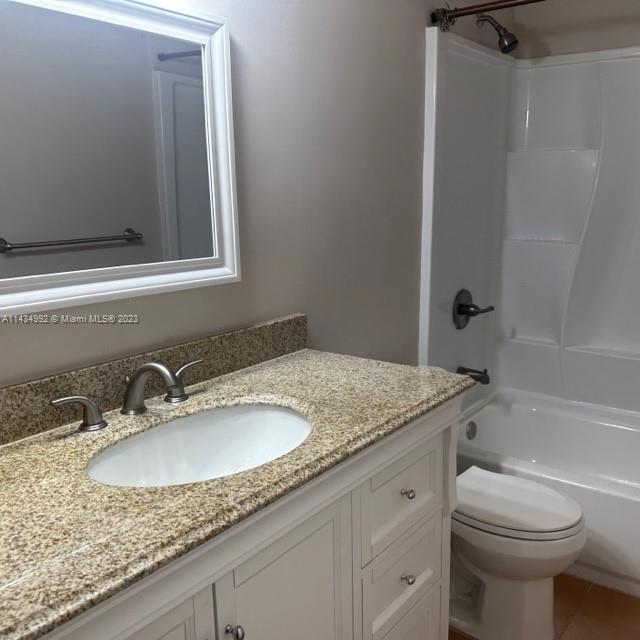 Building Photo - 7121 Miami Lakes Dr