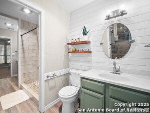 Building Photo - 3620 Chestnut Ct