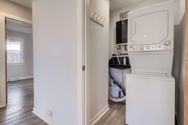 Building Photo - Modern Elegance in Denver: Recently Renovated 2BR/1BA Gem with Detached Garage and Fenced Yard!
