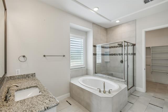 Building Photo - 2409 Maidenhair Rd