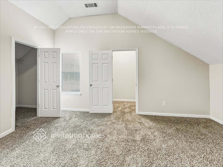 Building Photo - 6931 Silver Grass Ct