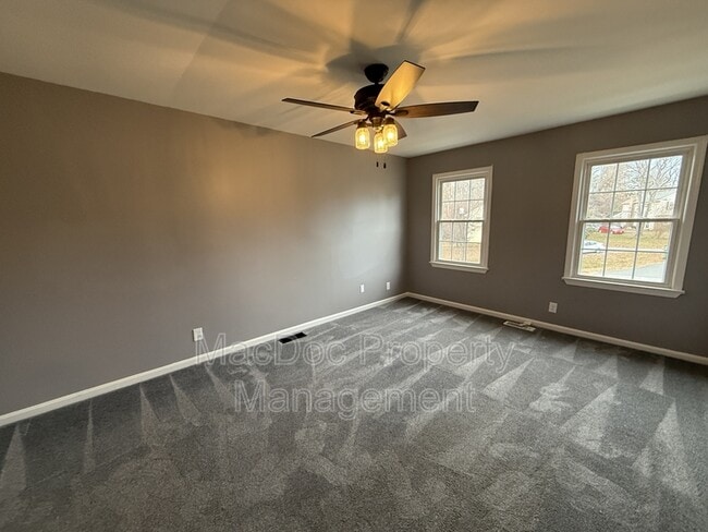 Building Photo - 12009 Stansbury Dr