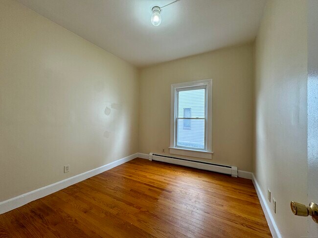 Building Photo - 251 Black Rock Ave