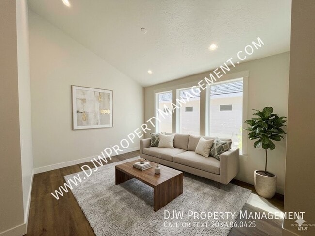 Building Photo - 300 E Mayfield Rd