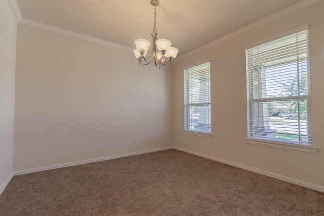 Building Photo - 5 Iris Arbor Ct