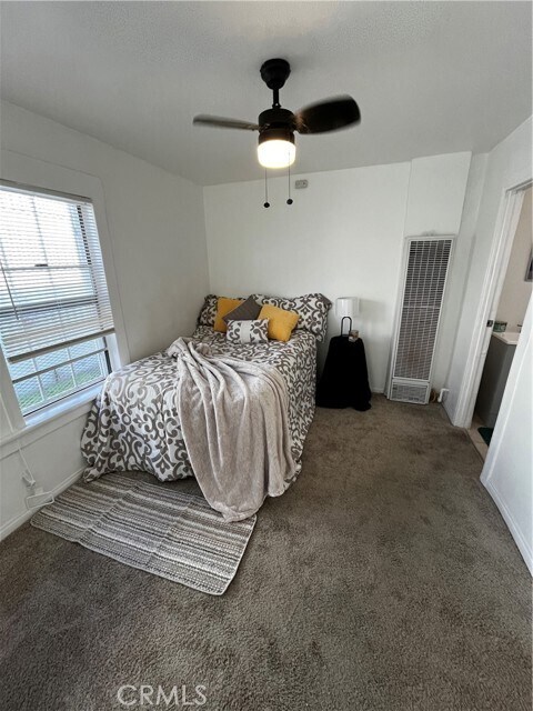 Building Photo - 4522 Normandie Ave