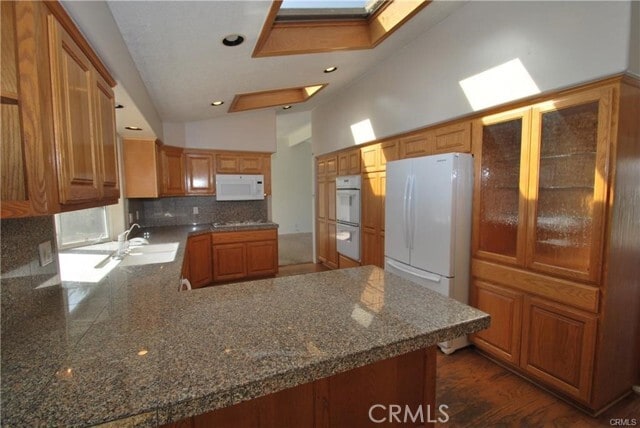 Building Photo - 3292 Kenilworth Dr