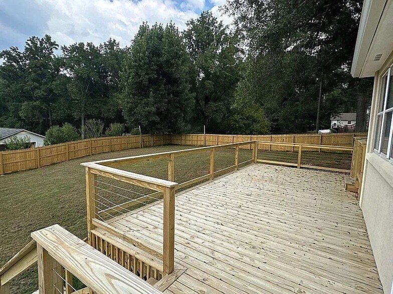 Building Photo - 4010 Milford Trail