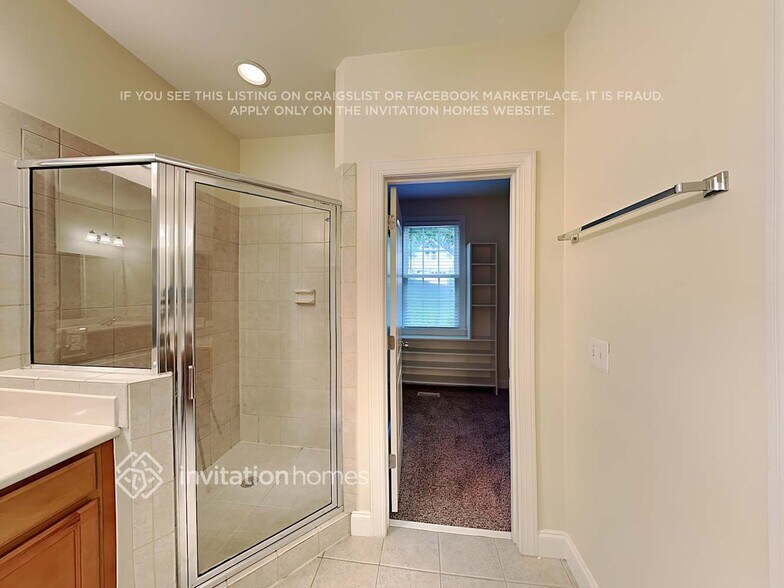 Building Photo - 508 Findhorn Ln