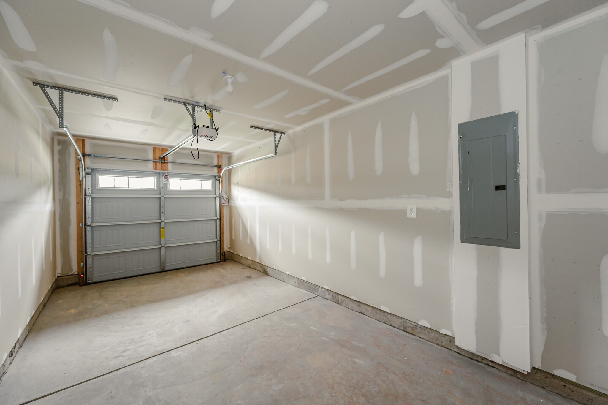 Building Photo - 8757 Whitman Dr
