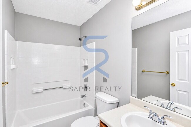 Building Photo - Prime Community Living – 2BR/2.5BA in Covington Station