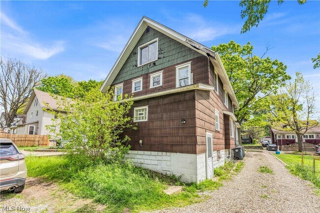 Building Photo - 508 Hammel St