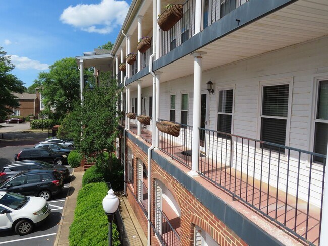 Building Photo - 101 Westover Ave