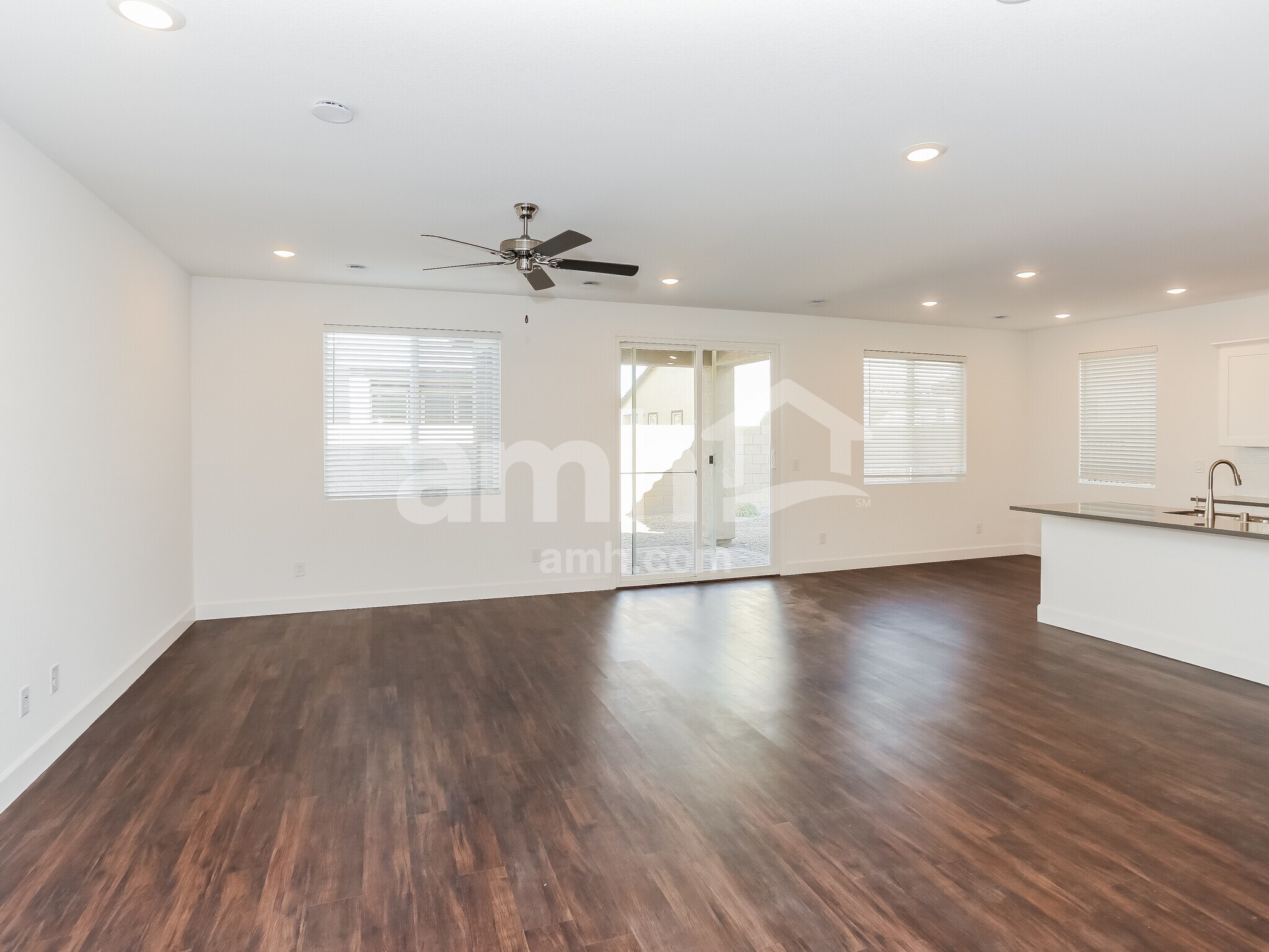 Building Photo - 8944 Tiger Tooth Ave