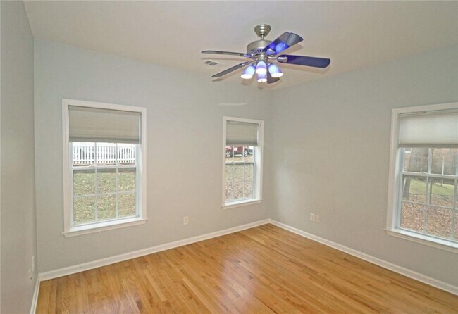 Building Photo - 100 Wiley Hills Trail