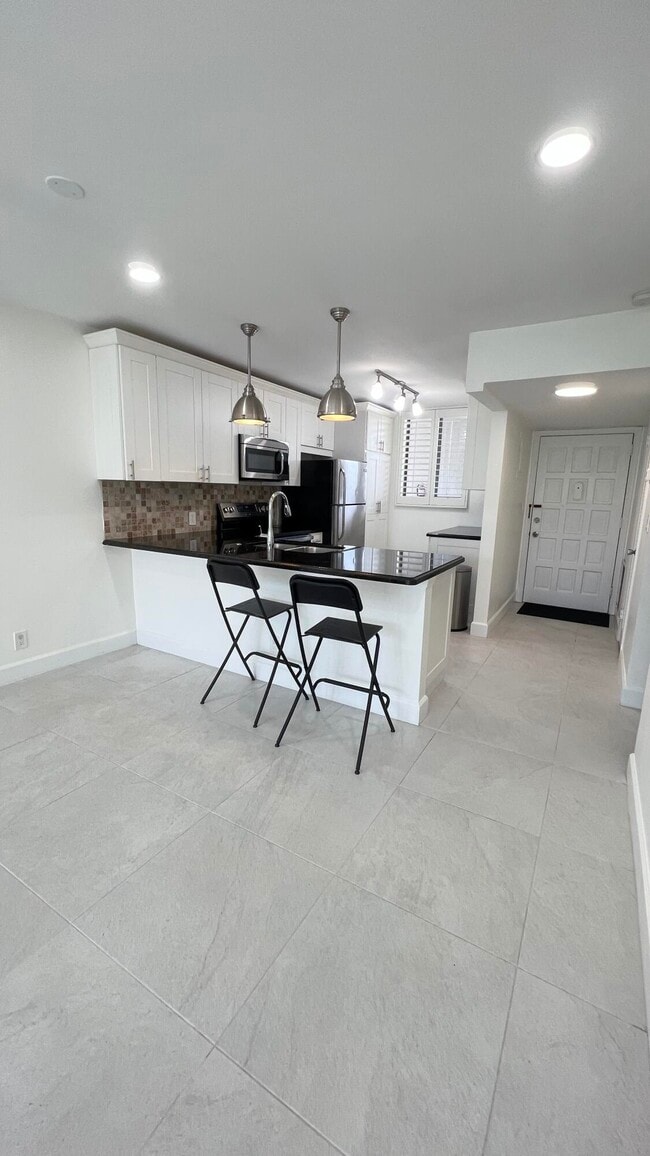 Building Photo - 4381 Trevi Ct