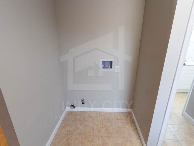 Building Photo - 3281 Ashley Ln