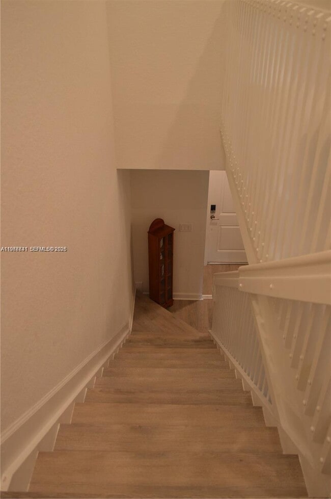 Building Photo - 1522 SE 26th Ter