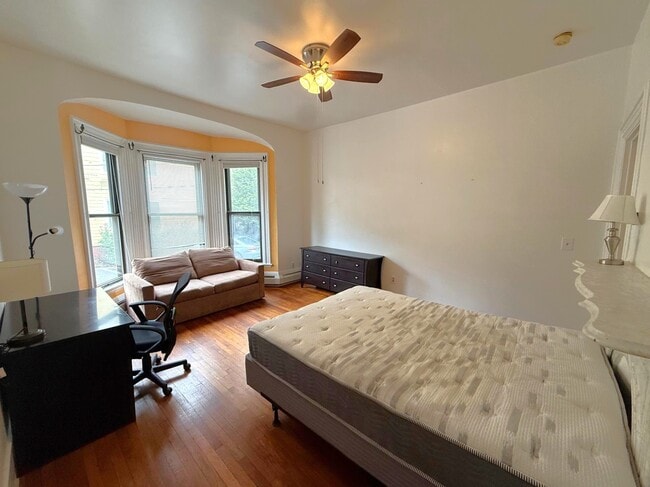 Building Photo - 7 Wendell St