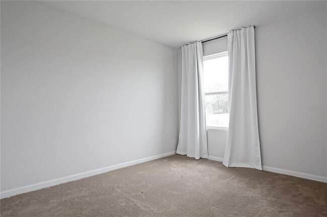 Building Photo - 137 Piave St