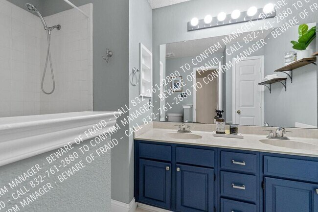 Building Photo - 3416 Aster Ln